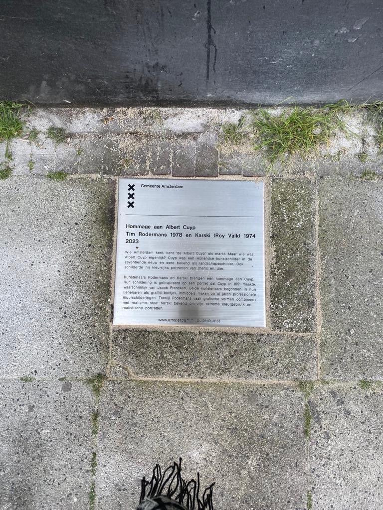 Muurschildering Amsterdam Karski Tim Rodermans plaquette